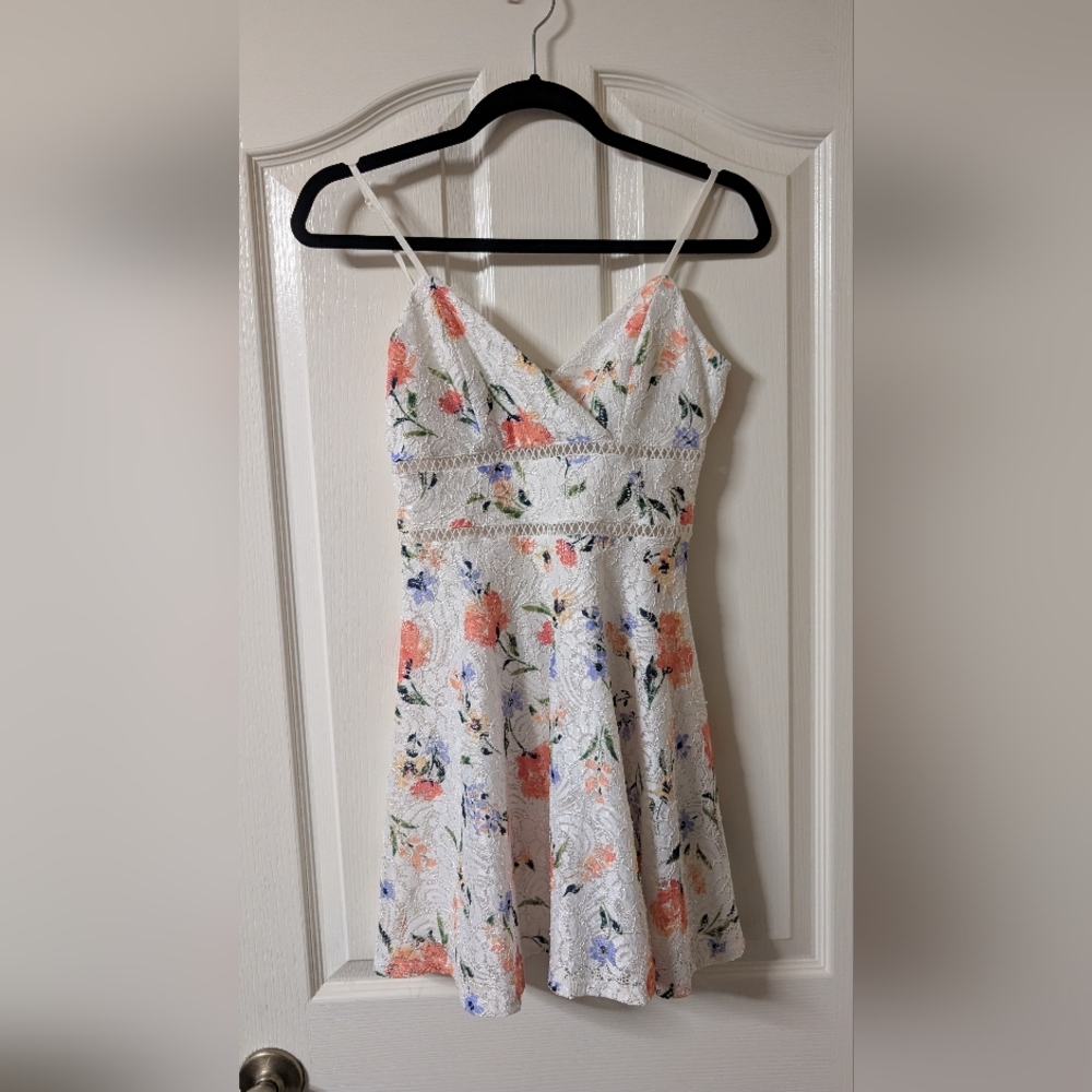 Trixxi White Floral Mini Dress